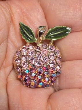 Apple Rhinestone Brooch Pink Sparkly Gold Tone Small Dainty 1.25 Inch